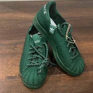 NWT Adidas X Pharrell Superstar Primeknit Green Sneakers